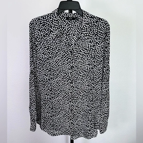 Brand new, no tags Apt. 9 Essentials Monochrome Patterned Blouse - Picture 1 of 3
